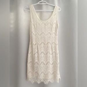 Lace dress - medium